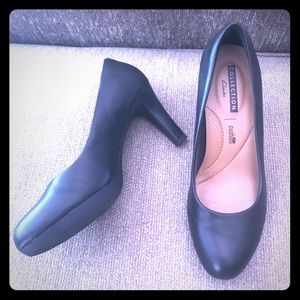 Clarks Black Pumps